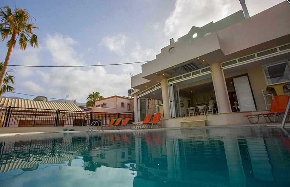 Malia Central Apartments Exterior photo